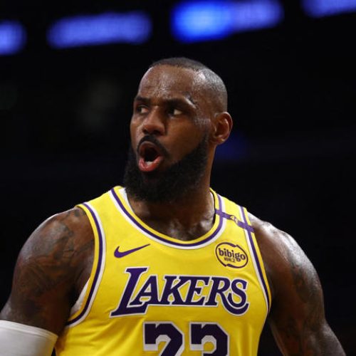 LeBron se recupera de lesão; comentaristas debatem impacto para os Lakers