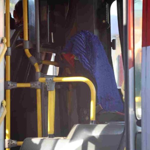 Ônibus sem motorista. (Leonardo de França, Midiamax)