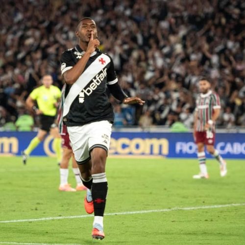 Rayan em Vasco x Fluminense - jogo de ida da semifinal da Copa do Brasil (Foto: Delmiro Junior/Photo Premium/Gazeta Press)