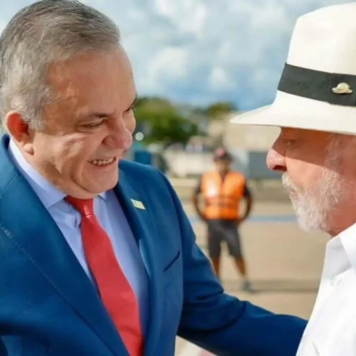 Deputado Vander Loubet e o presidente Lula em Campo Grande. (Ricardo Stucket, Presidência da República)