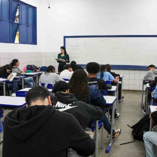 Volta às aulas. (Foto: Eliel Dias, Jornal Midiamax)