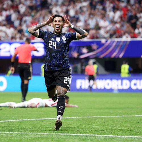 Com outra virada incrível, Argentina despacha Inglaterra e vai à final