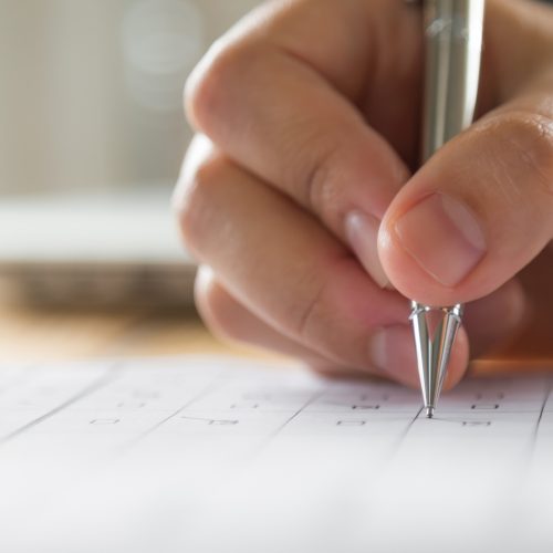 Com salários de até R$ 33 mil, semana tem diversas vagas em concursos de MS