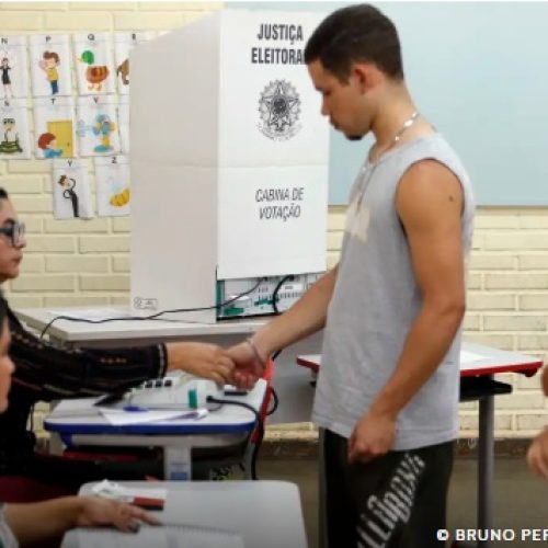 Com envelhecimento da população, eleitorado jovem recua 22% em 16 anos