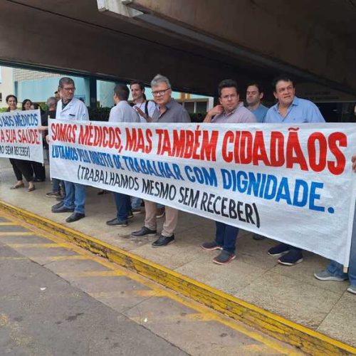 Sem condições e no limite do impossível: médicos estão sem receber há cinco meses na Santa Casa (Foto: Arquivo/Sara Chaves/JD1)