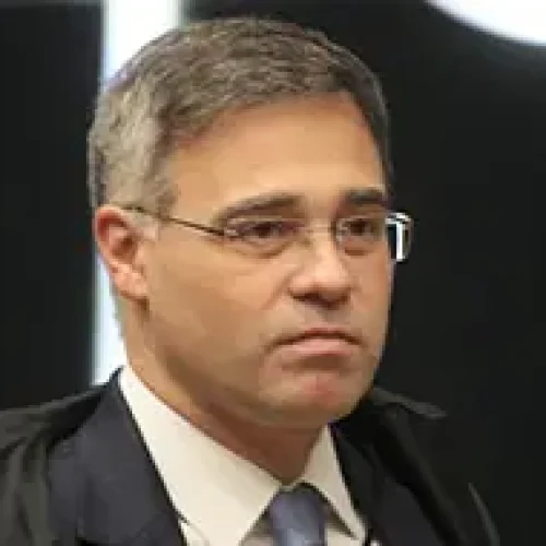 André Mendonça durante sessão plenária. (Crédito: STF)